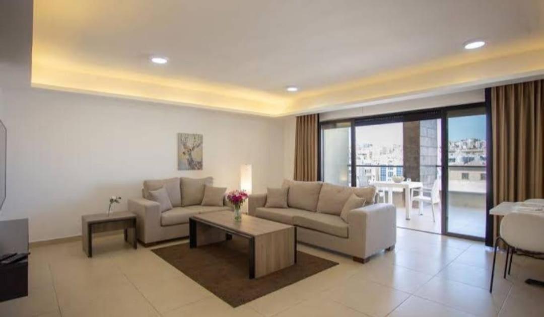 Triple A Hotel Suites Amman Luaran gambar